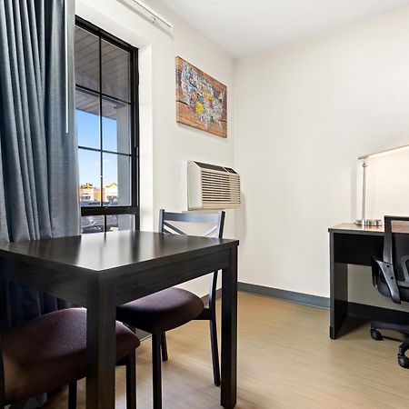 Econo Lodge Dumas מראה חיצוני תמונה